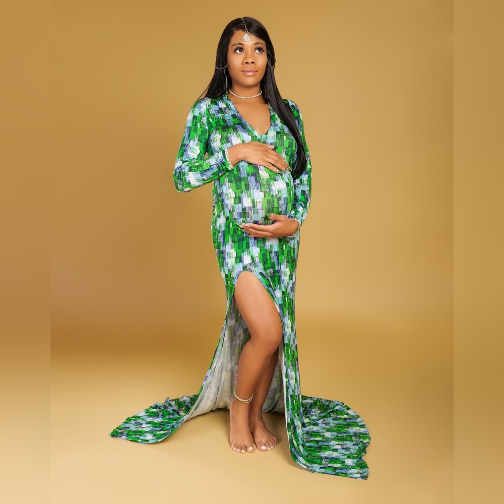 Green Maternity dress